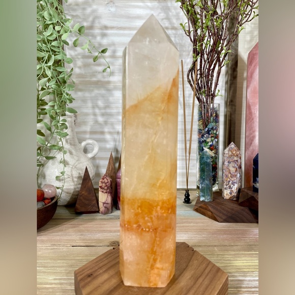 1598 Golden Healer Crystal Tower - Large 8-1/2 Inches Tall - Picture 10 of 11